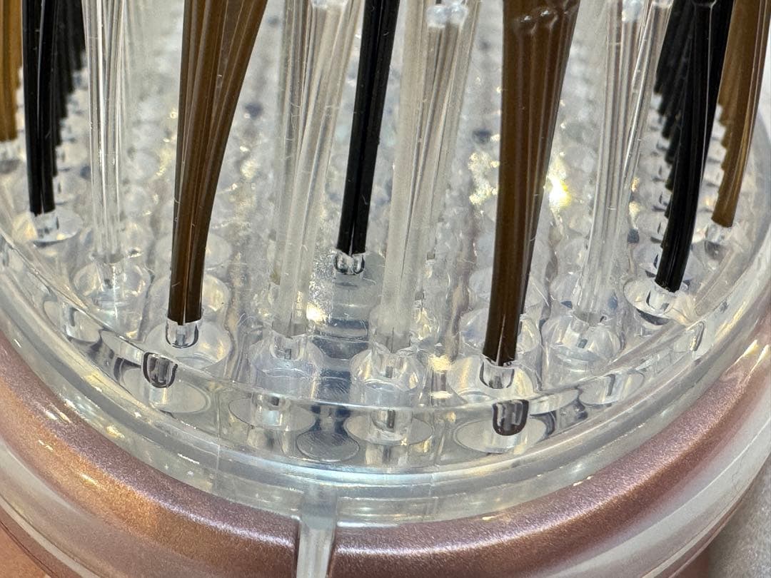 C7047【chouchou×ELLE】スタイリストイオングロウブラシ