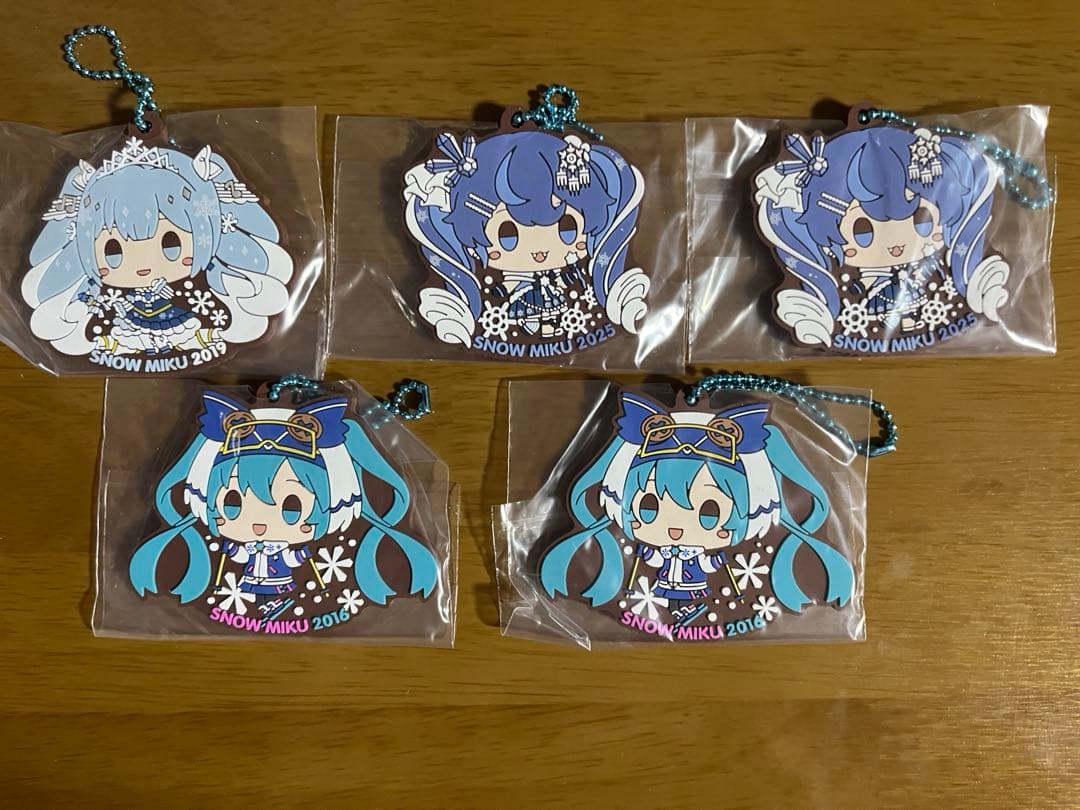 雪ミク 一番くじ ラバーチャーム - メルカリ