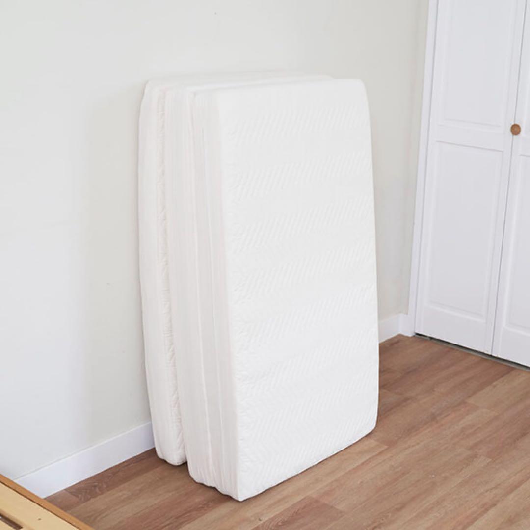 【値下げ中】雲のやすらぎプレミアム 三つ折り マットレス セミダブル