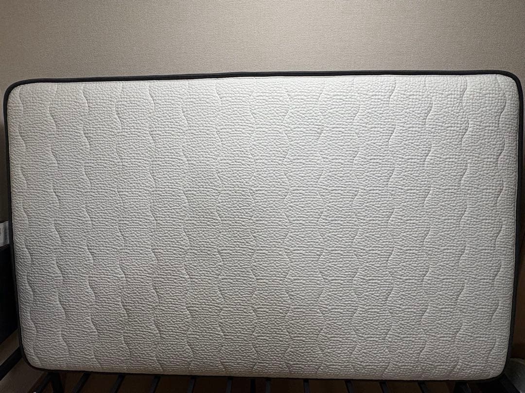 【美品】NELLマットレス　セミダブル　使用期間8ヶ月