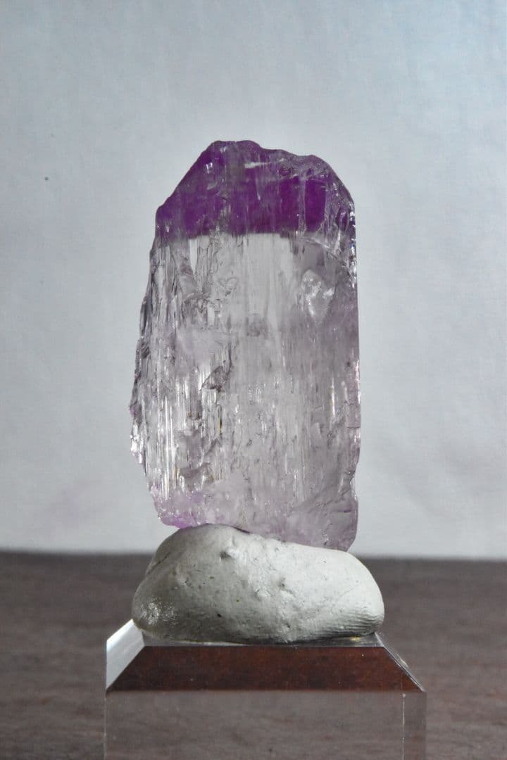 専用ページ アフガニスタン産 高品質クンツァイト原石1