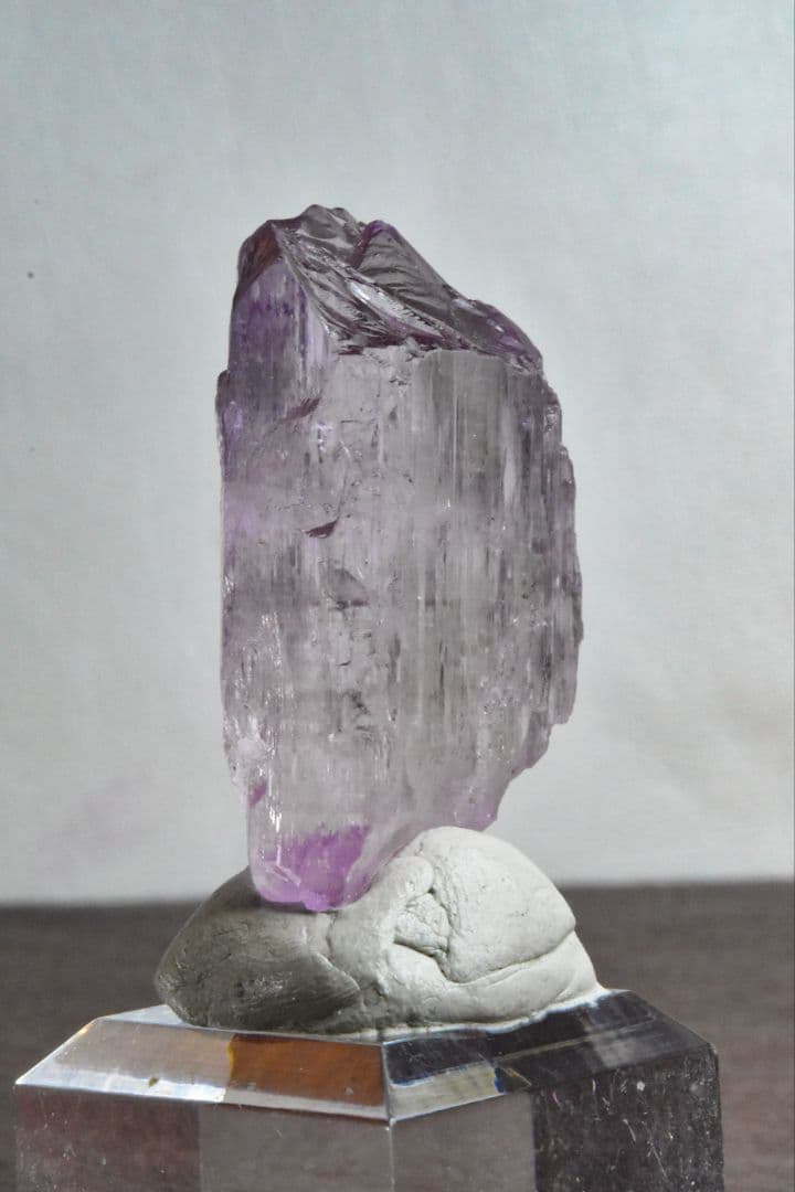 専用ページ アフガニスタン産 高品質クンツァイト原石1