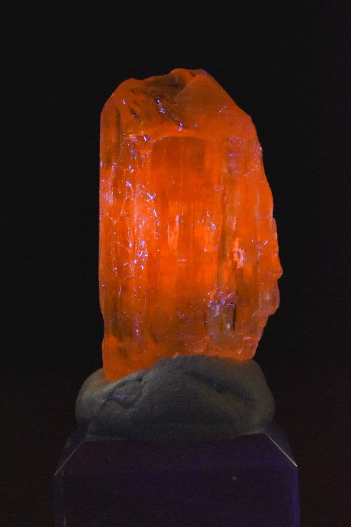 専用ページ アフガニスタン産 高品質クンツァイト原石1