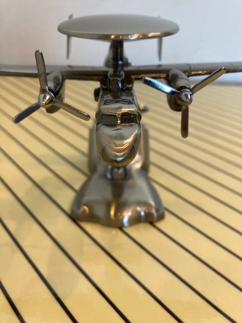 【希少品】飛行機（E2Cホークアイ）の卓上ライター