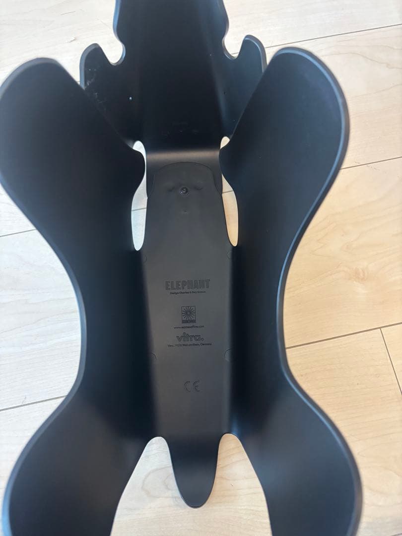 イームズ　エレファント