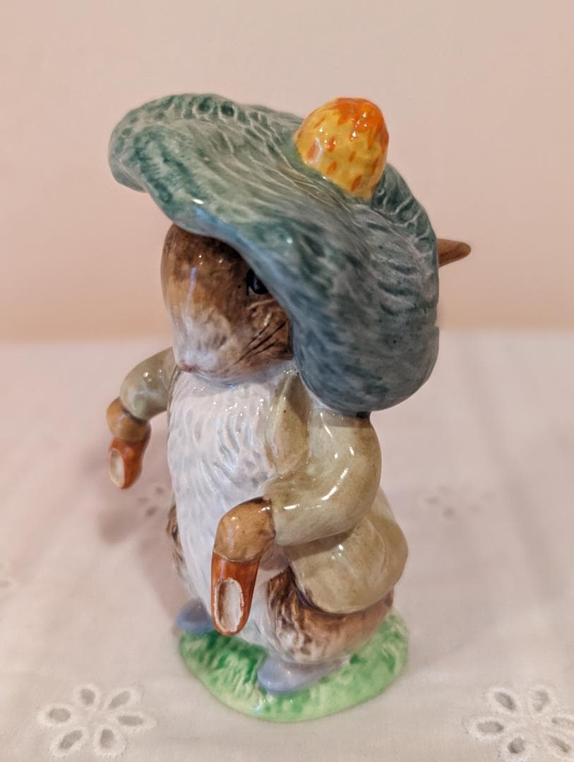 ベスウィック　ピーターラビットBP-2a フィギュリン