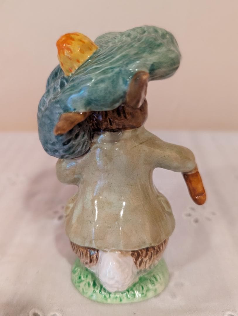 ベスウィック　ピーターラビットBP-2a フィギュリン