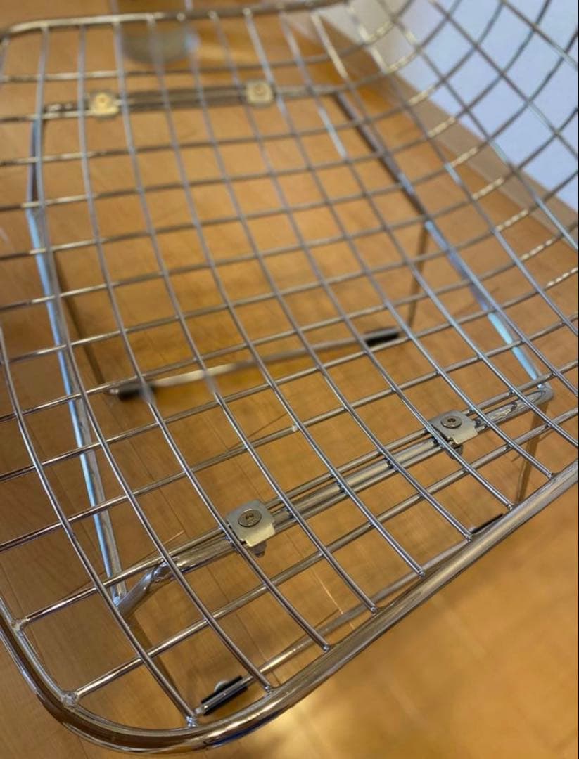 メタルワイヤー グリッドパターン ダイニングチェア リプロ ステンレス 一脚