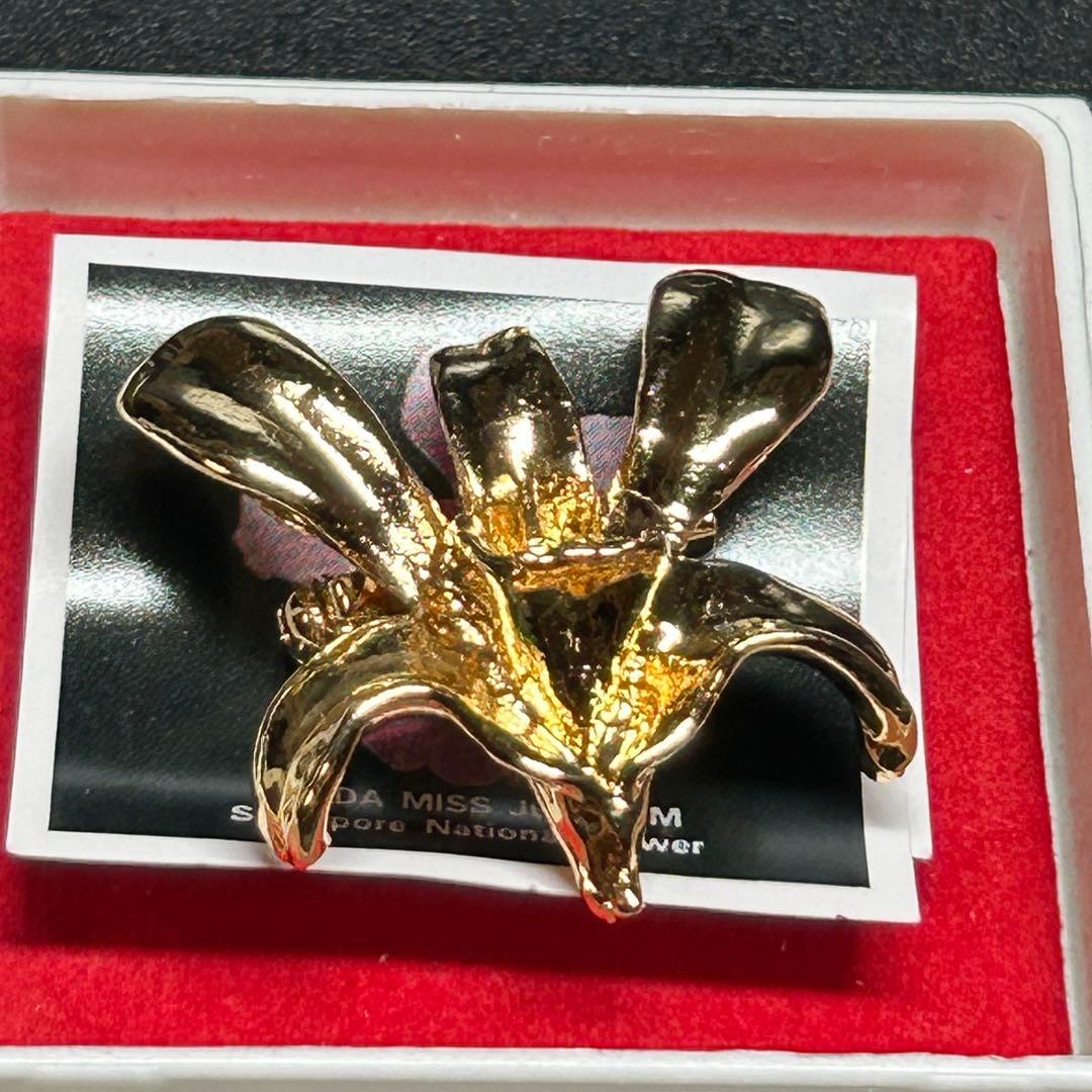 22金メッキ シンガポールオーキッド 蘭・ランの花 ブローチ