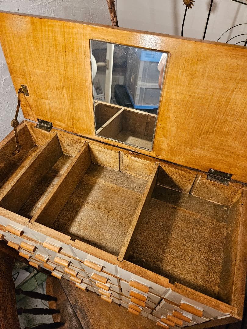 引き出し　多段　ラック　棚　たくさん　木製　収納　昭和レトロ　アンティーク