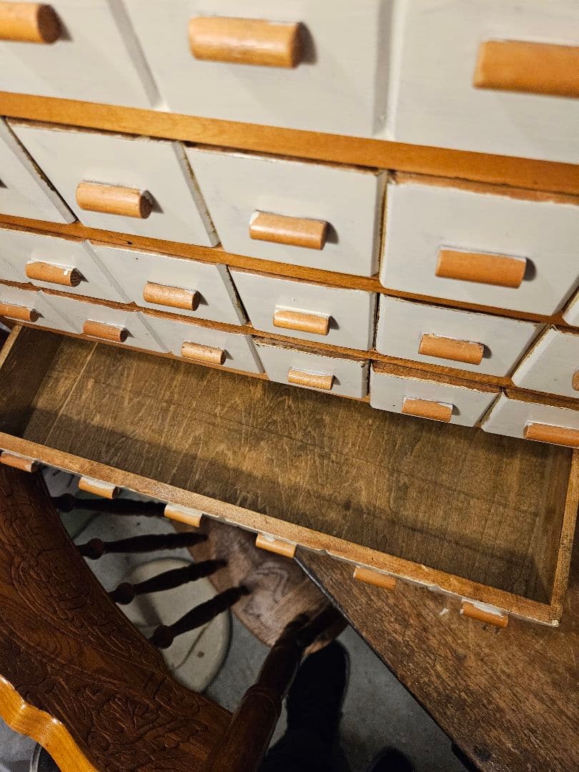 引き出し　多段　ラック　棚　たくさん　木製　収納　昭和レトロ　アンティーク