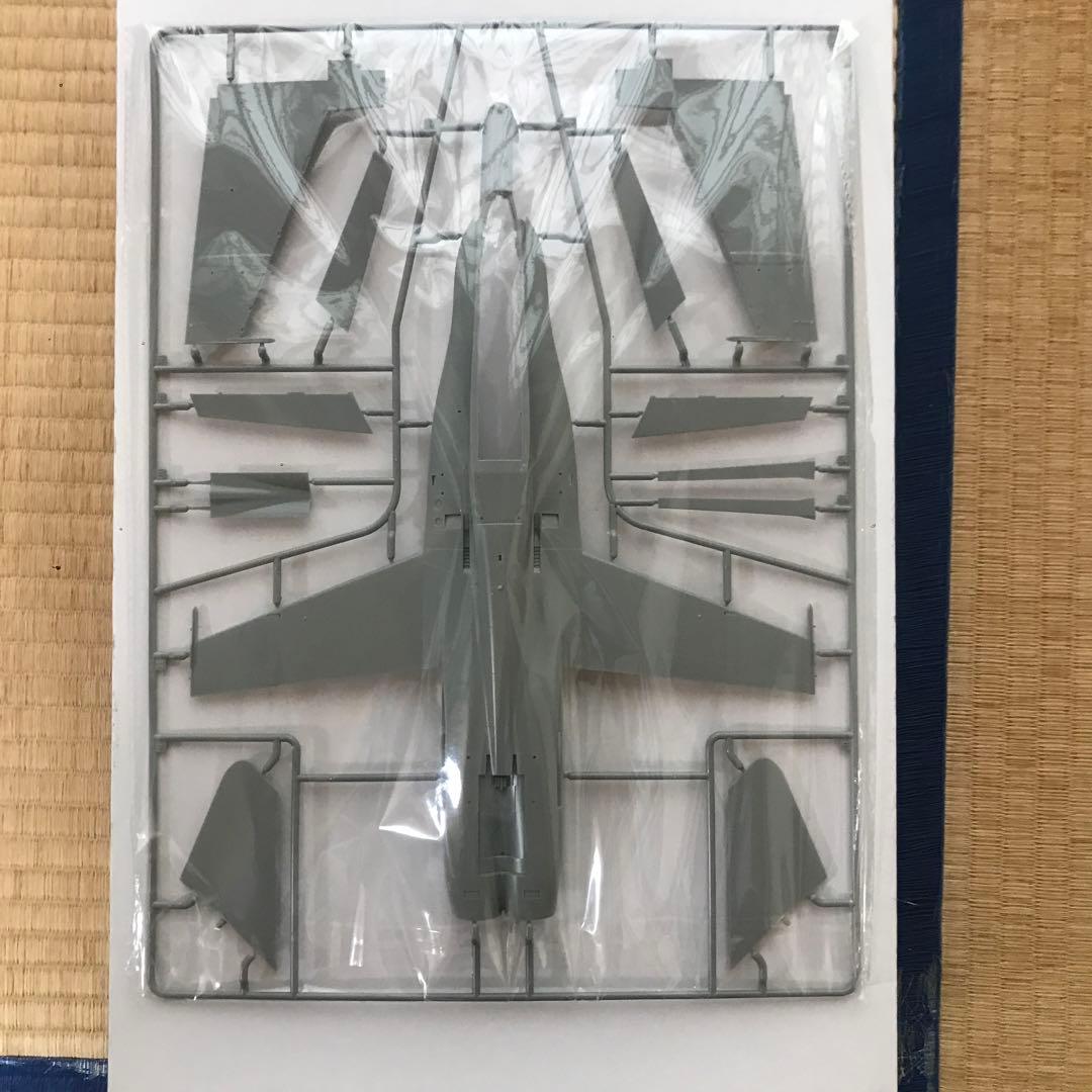 航空機・ヘリコプター Kinetic Gold F/A-18D USMC HORNET 1/48