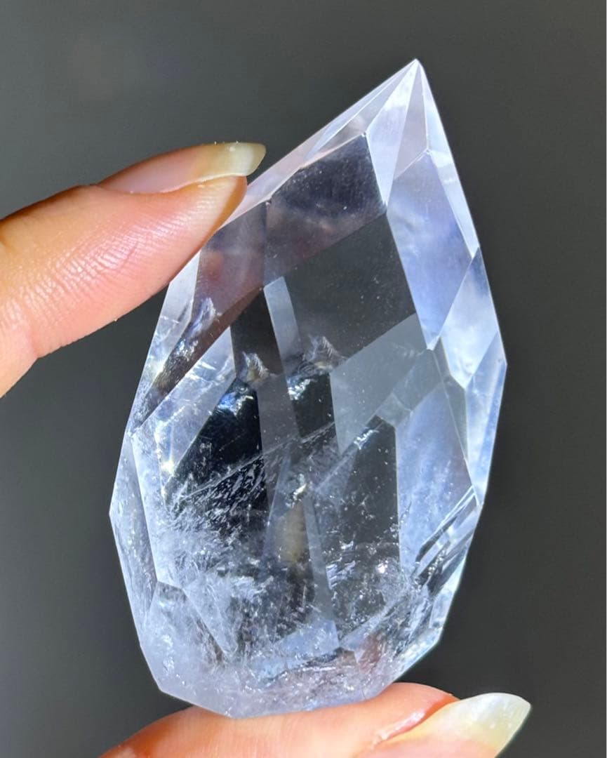 高品質　レムリアンシード　水晶　ファセットカット　置物　虹　透明