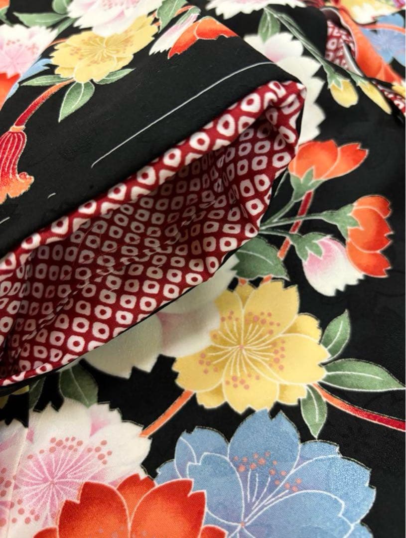 七五三　3歳女の子　着物セット　赤ちりめん　正絹被布　黒に八重桜　新品