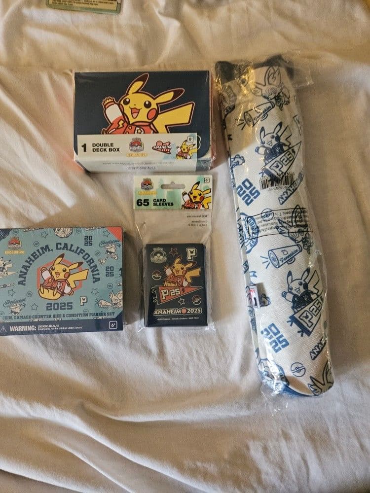 WCS 2025 ジャケット アナハイム ポケモンセンター