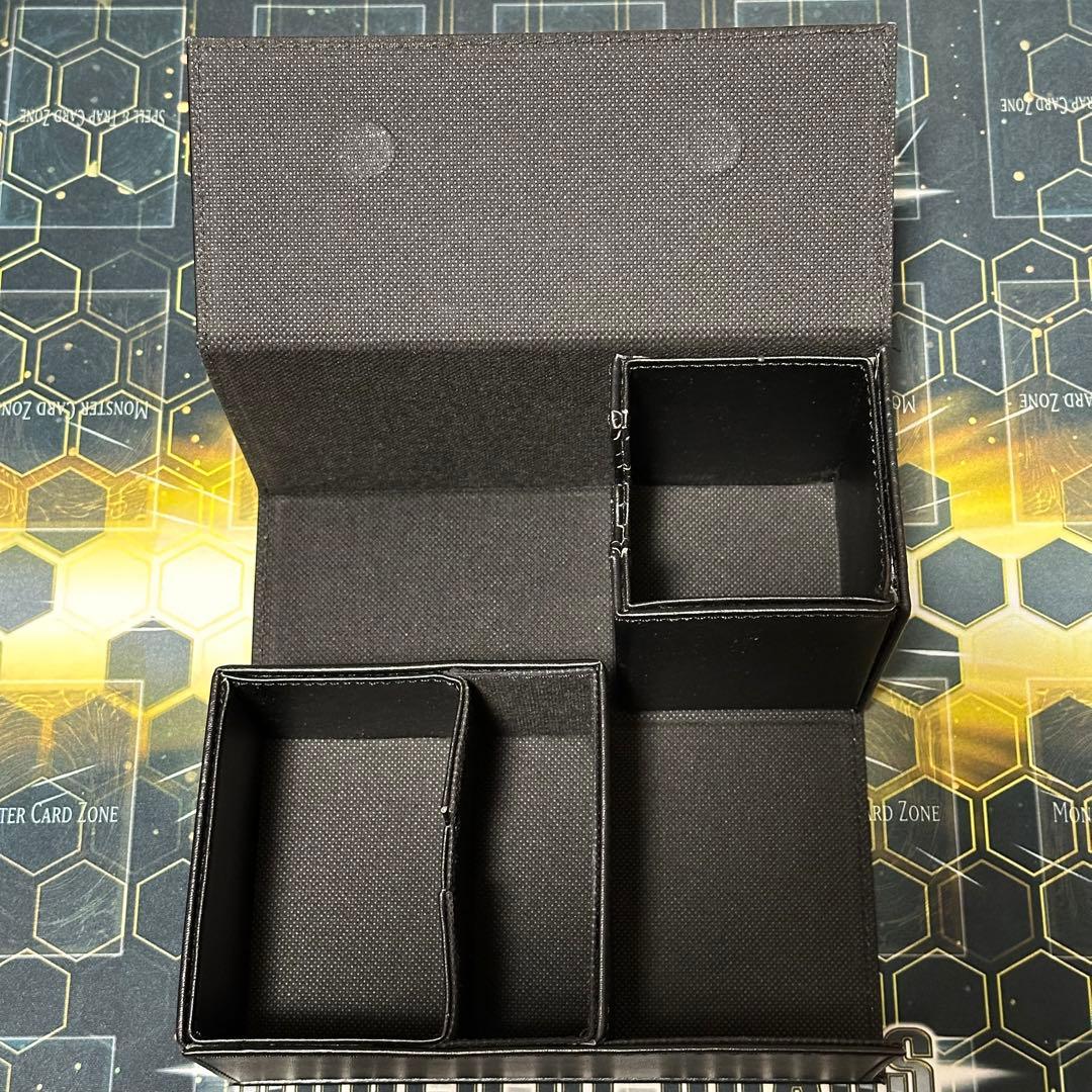 遊戯王 wcs2017 デッキケース - メルカリ