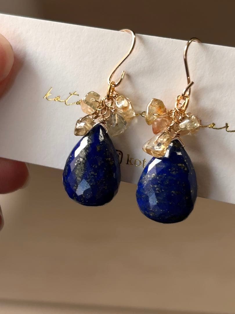 B85 大粒ラピスラズリのピアス