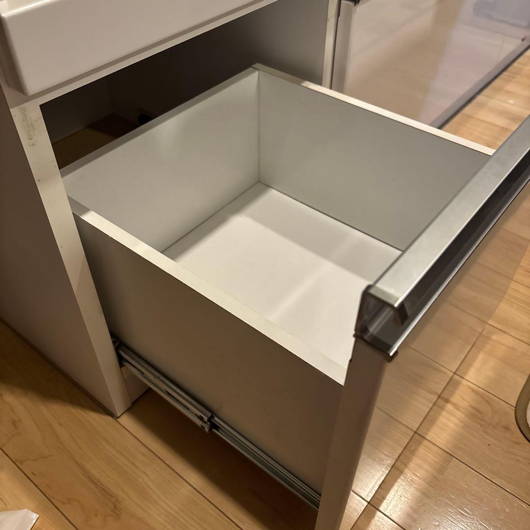 【最終値下中・〜12月中旬・送料込】ホワイトキッチン収納 引き出し式＋上置き収納