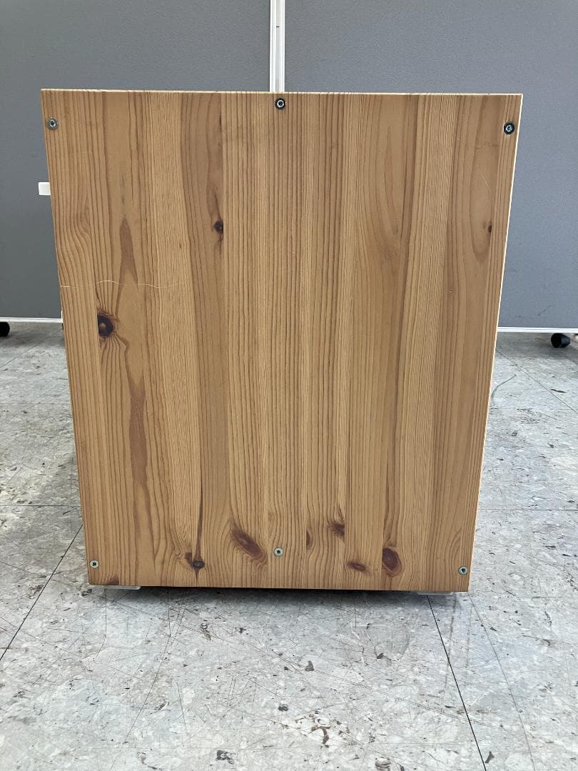 IKEA　シェルフ　TROFAST　キャスター付き　収納ケース付き　ブラウン ②