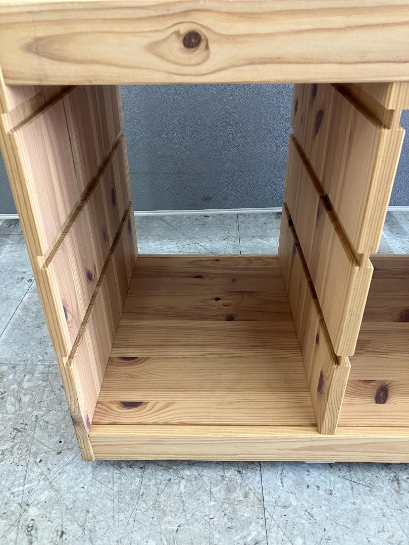 IKEA　シェルフ　TROFAST　キャスター付き　収納ケース付き　ブラウン ②