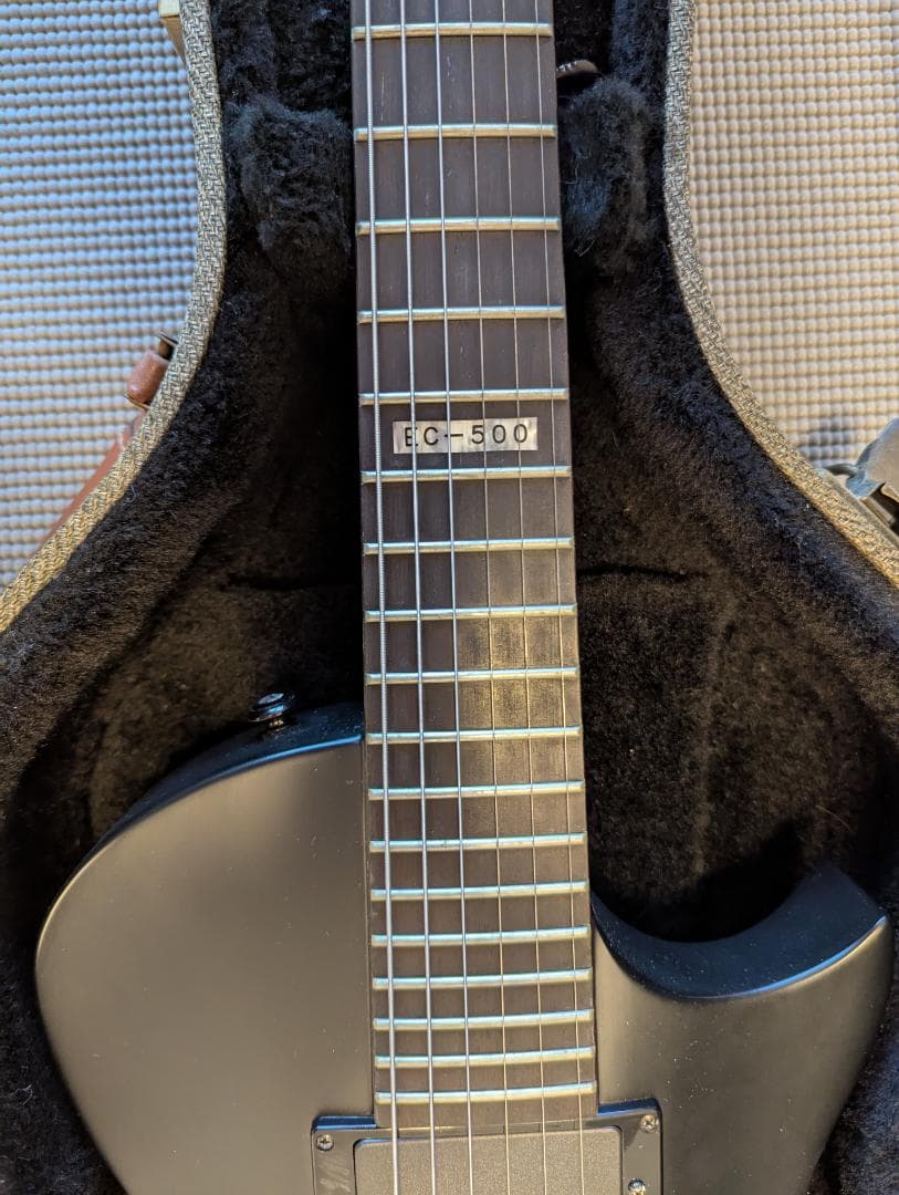 ESP EC-500 LTD サテンブラックエレキギター