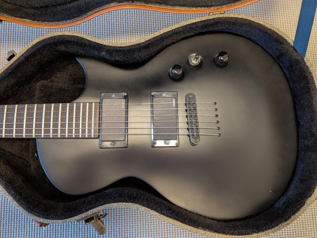 ESP EC-500 LTD サテンブラックエレキギター