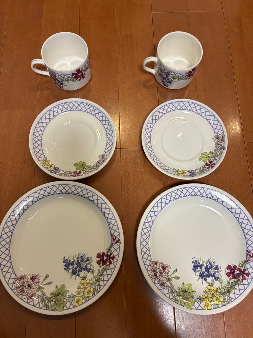 未使用 Ringtons フローラルトレリス 2客 ティーセット - メルカリ