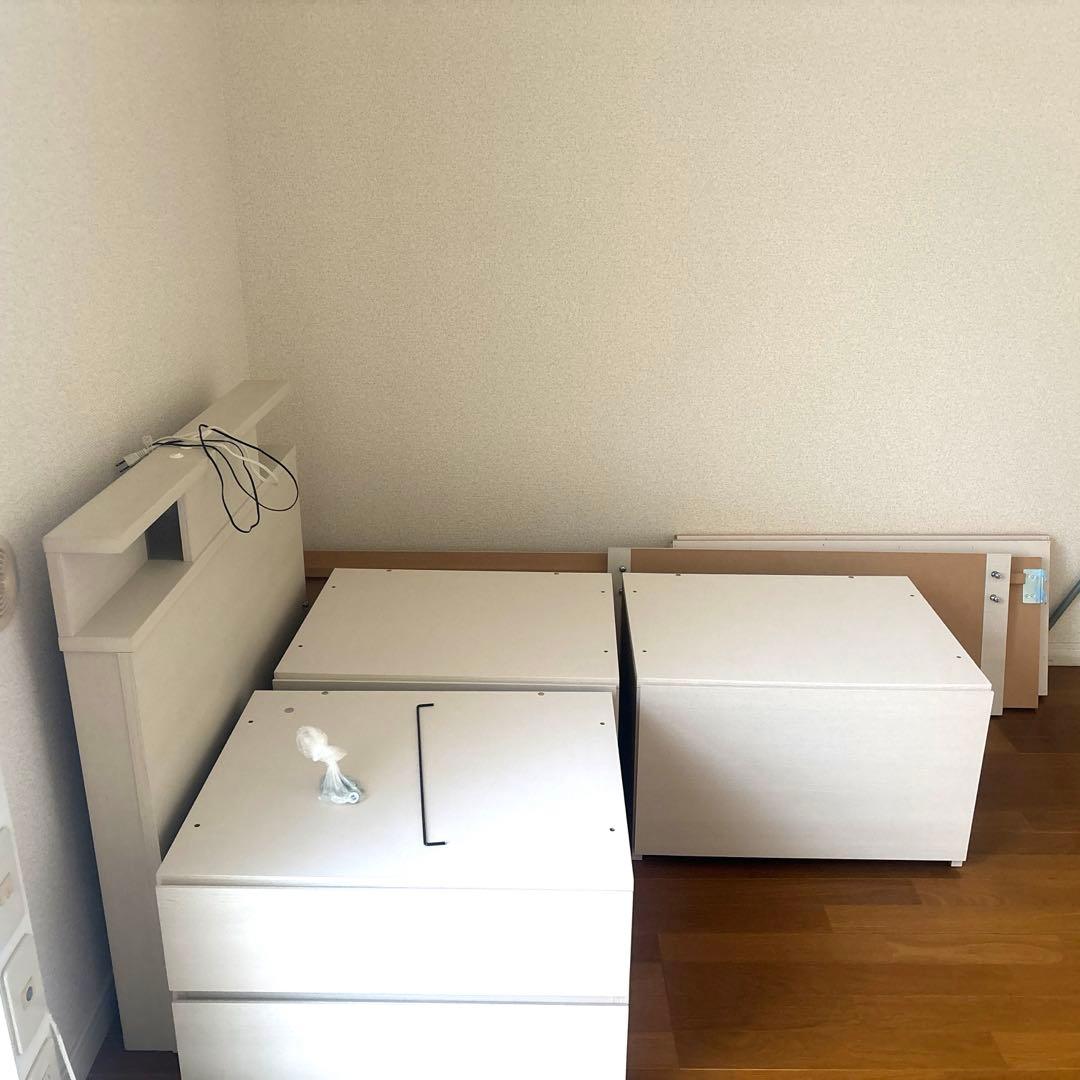 ホワイト シングルベッドフレーム 引き出し付き