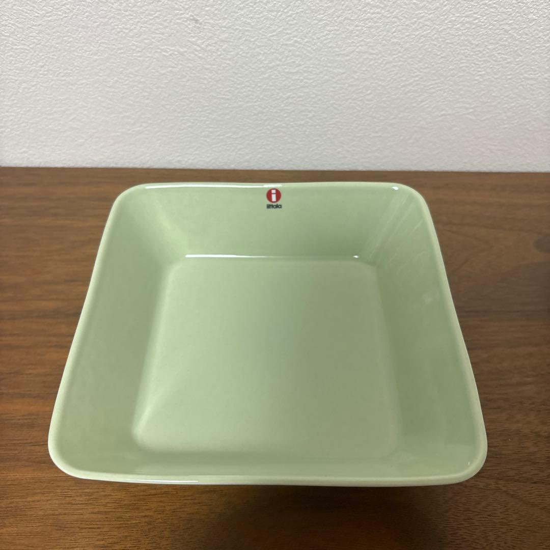 廃盤　イッタラ　スクエアプレート　セラドングリーン　2枚セット