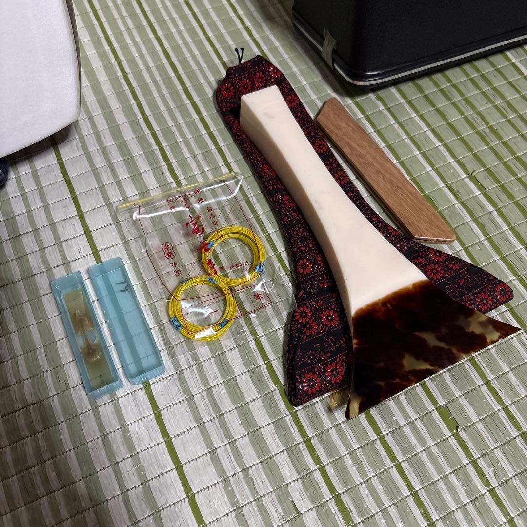 三味線　和楽器　バチ　べっこう風　撥　弦　駒　ハードケース