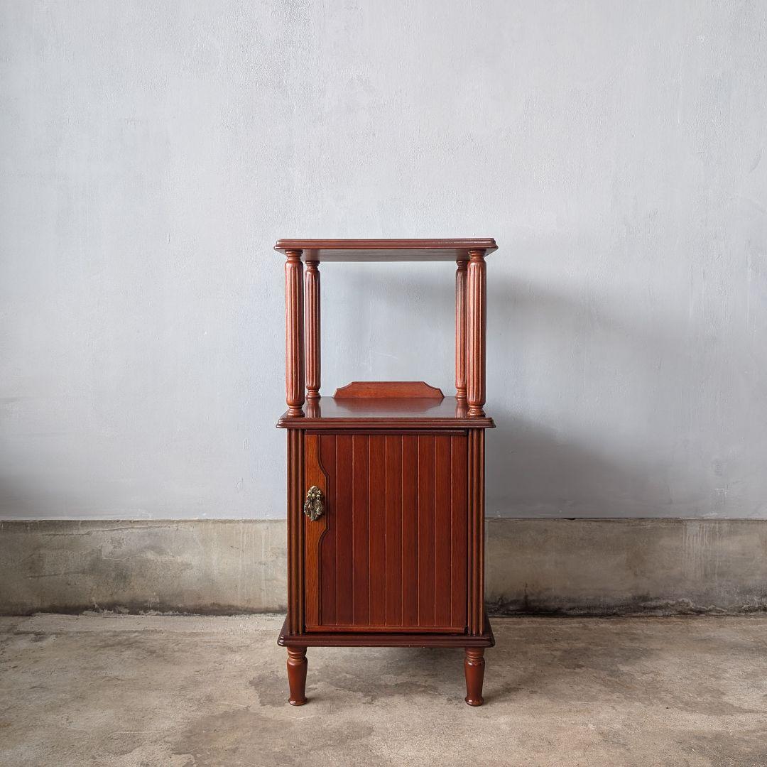 【古家具】平成期頃に作られたアンティーク調の飾り台　電話台　花台