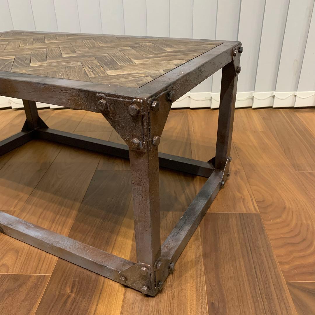 ヘリンボーン　テーブル