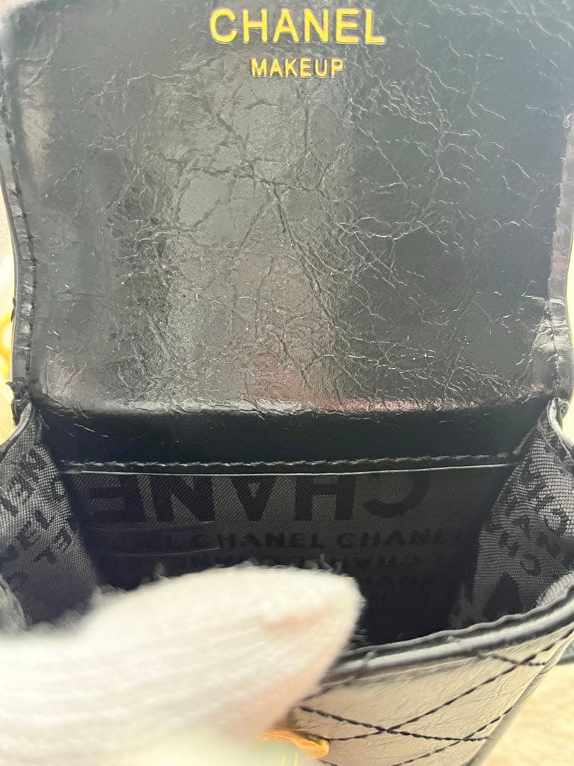 CHANEL ノベルティ スマホケース 2way