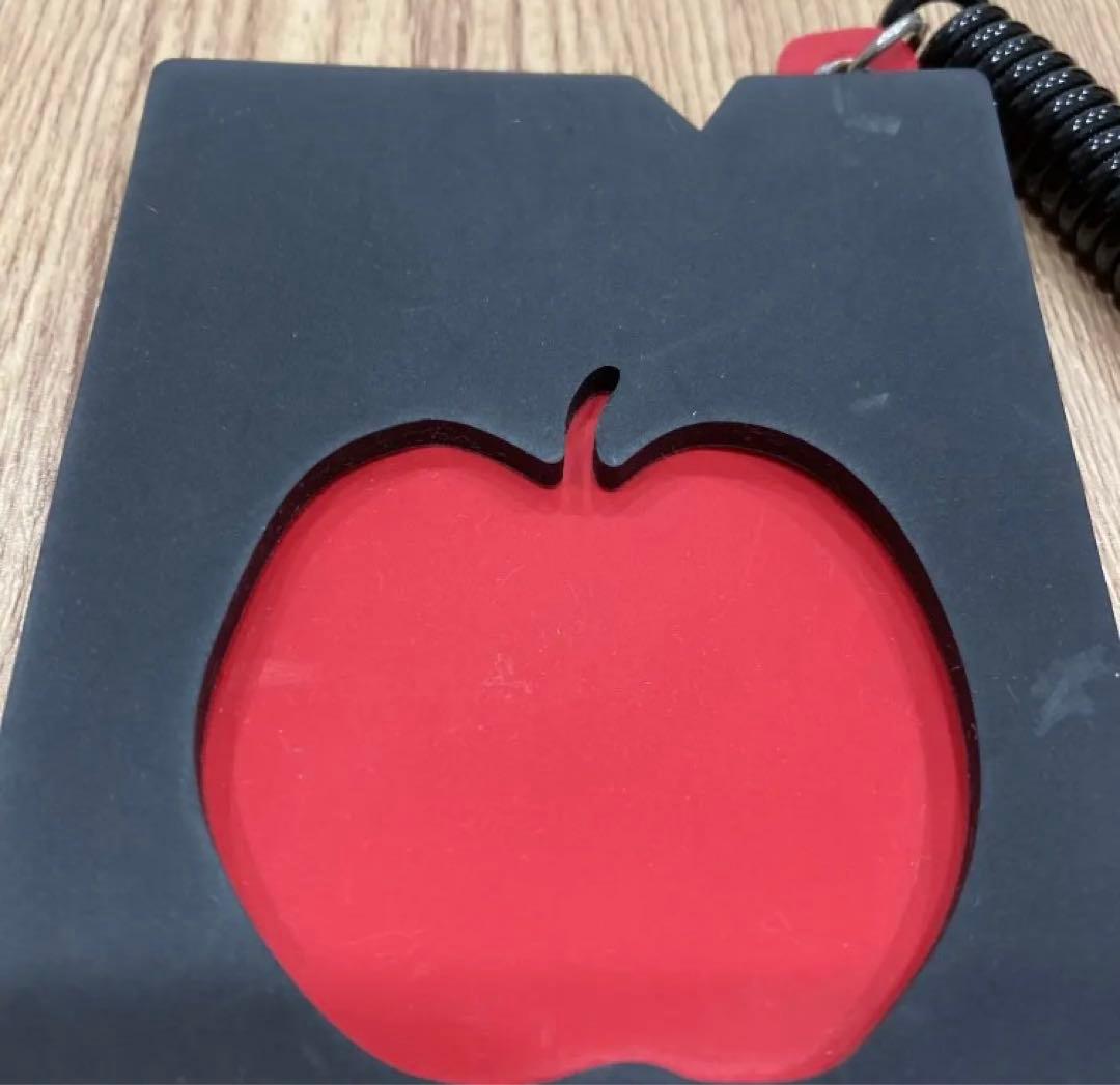 Mrs. GREEN APPLEパスケース - メルカリ