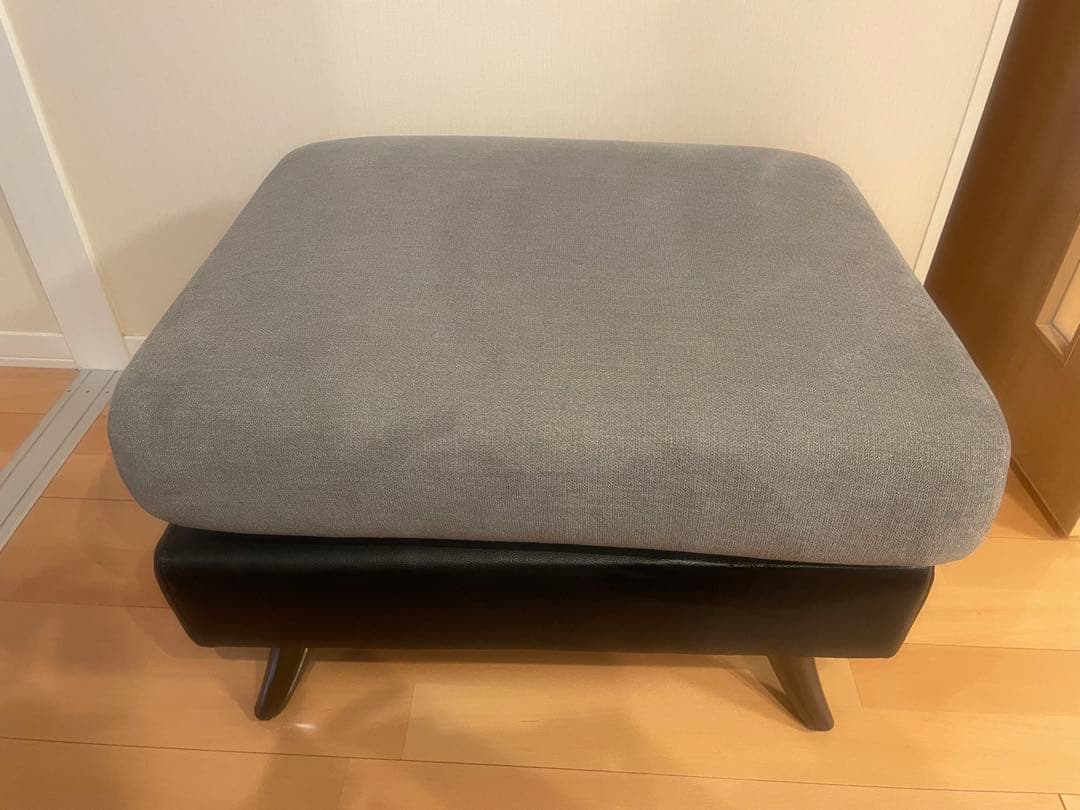 【送料込み】ニトリ　ポーション　オットマン