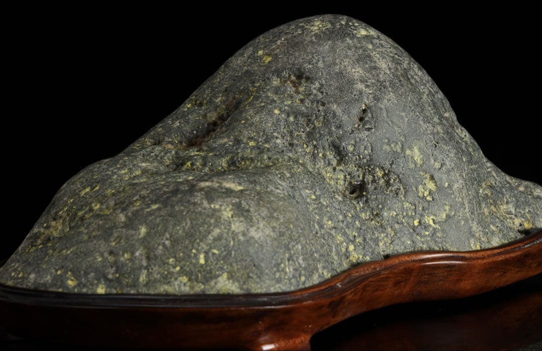 山景石 景石 連山 山型 5.1kg 台座付 黄斑文様 盆景 鑑賞石 自然石