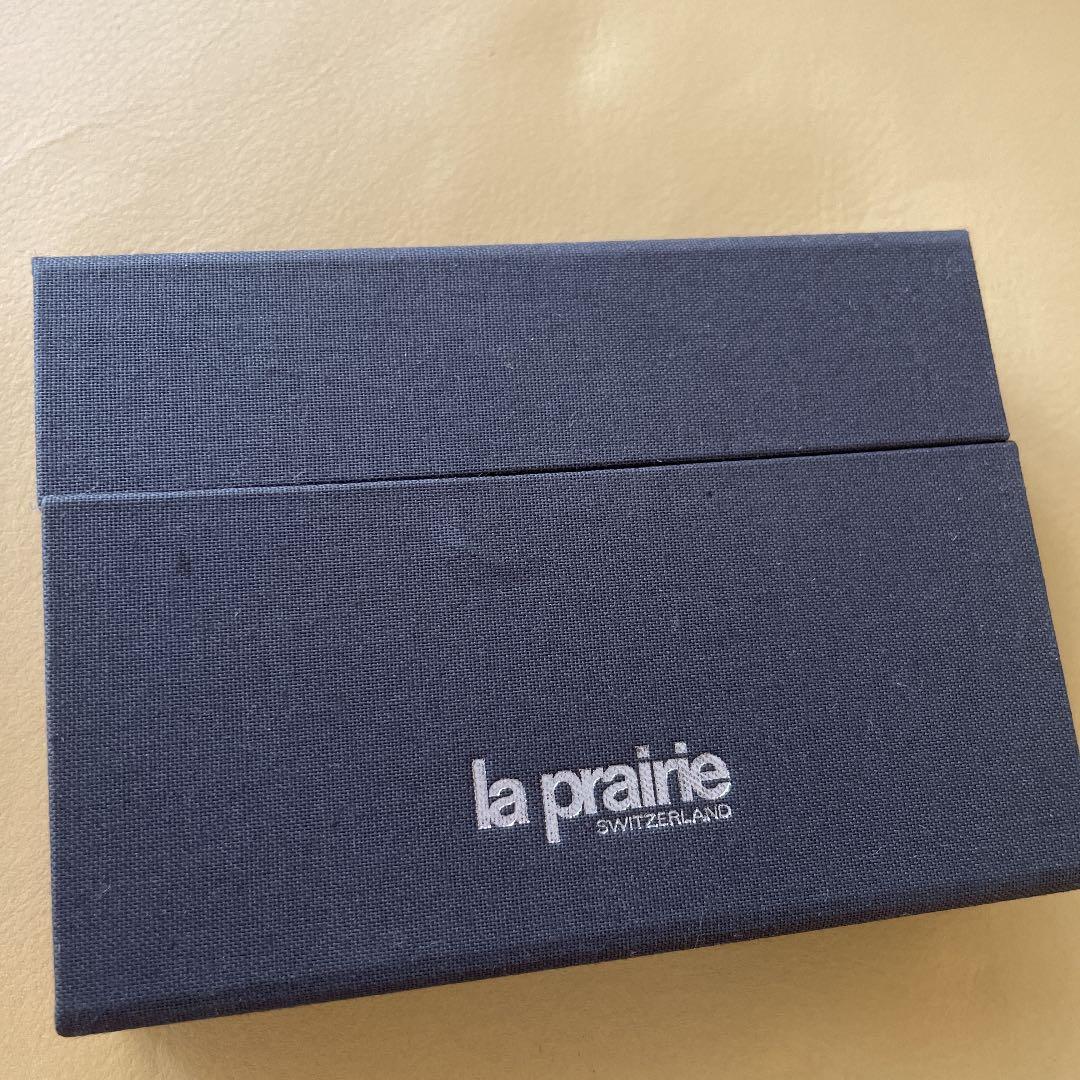 ラプレリー　イルミネーティング　アイ　エクストラ　オーディネア　 サンプル