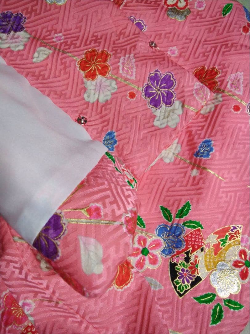 3歳向け・表側正絹・お被覆とお着物のセットです