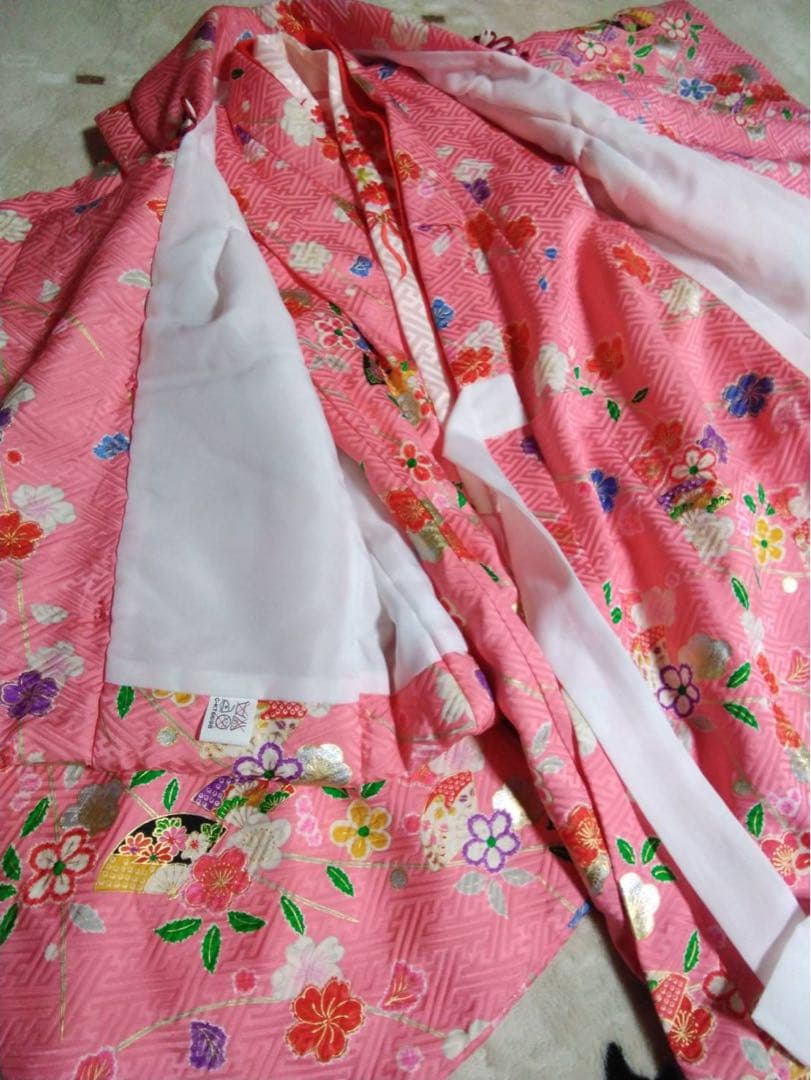 3歳向け・表側正絹・お被覆とお着物のセットです