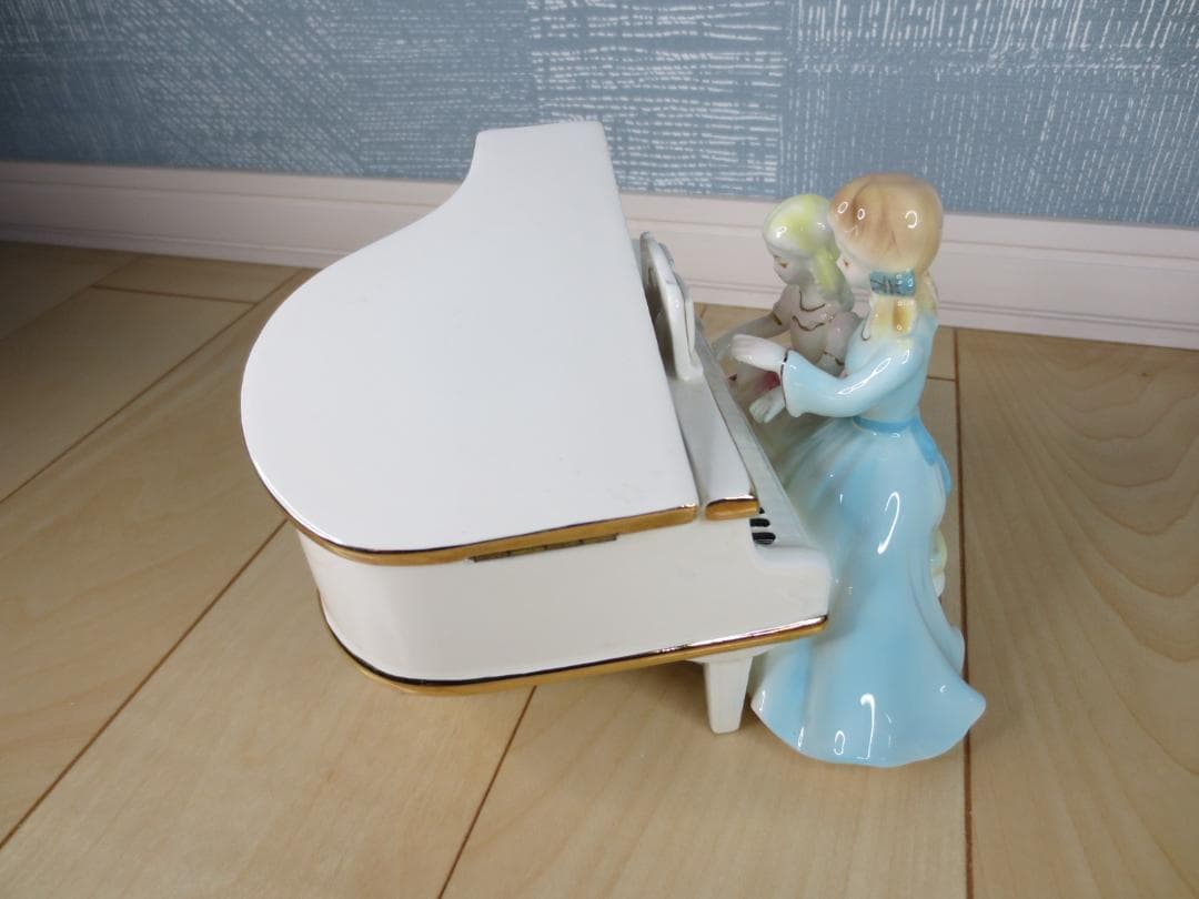 オルゴール★陶器人形/ピアノ★IMOTO/イモトコレクション★日本製