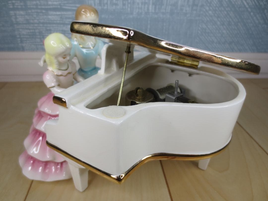 オルゴール★陶器人形/ピアノ★IMOTO/イモトコレクション★日本製