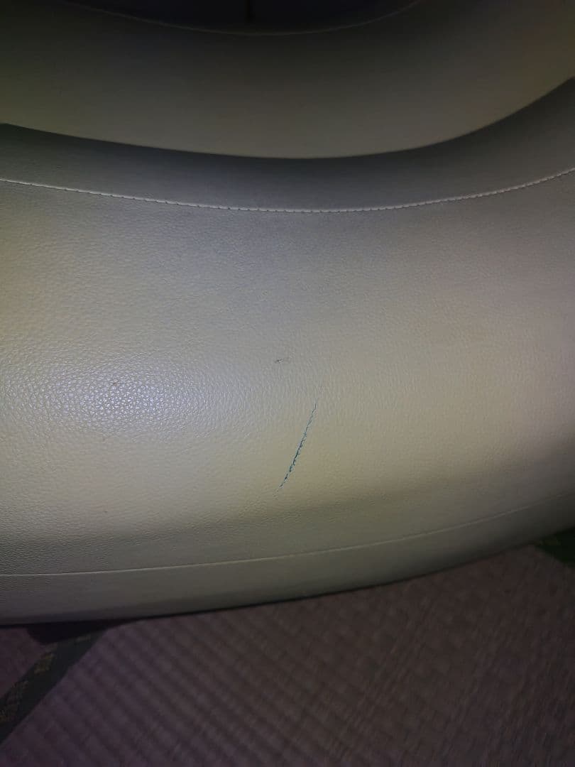 バナナ型ロッキングチェア　ソファ　しっかりした作りで存在感大！これ一つで映えます