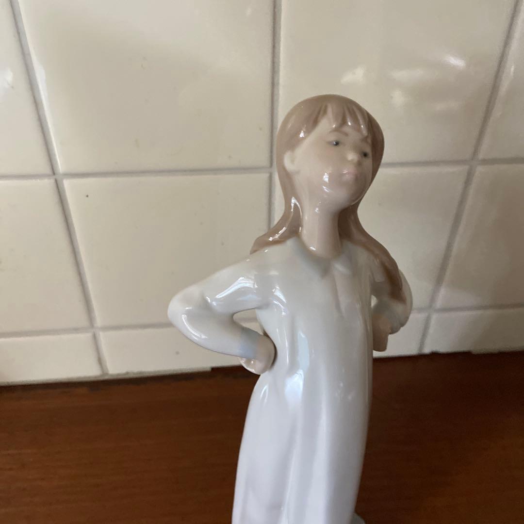 LLADRO/リヤドロ　「目覚めた少年」 「ストレッチをする少女」セット