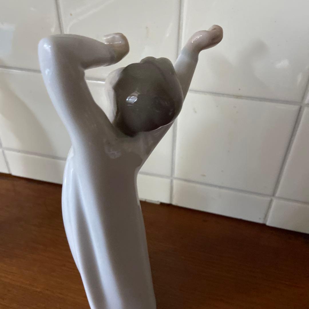 LLADRO/リヤドロ　「目覚めた少年」 「ストレッチをする少女」セット