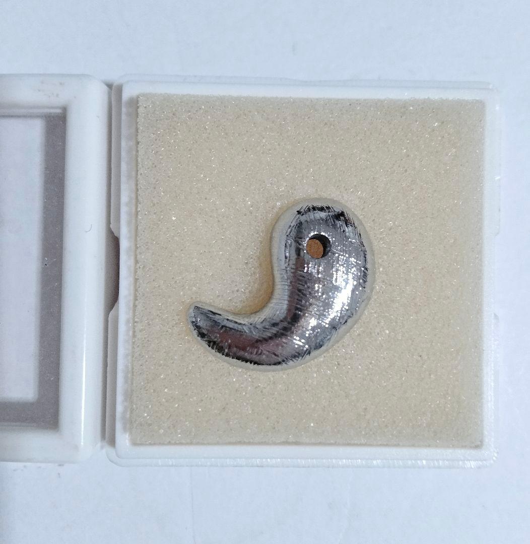 ギベオン 隕石 勾玉