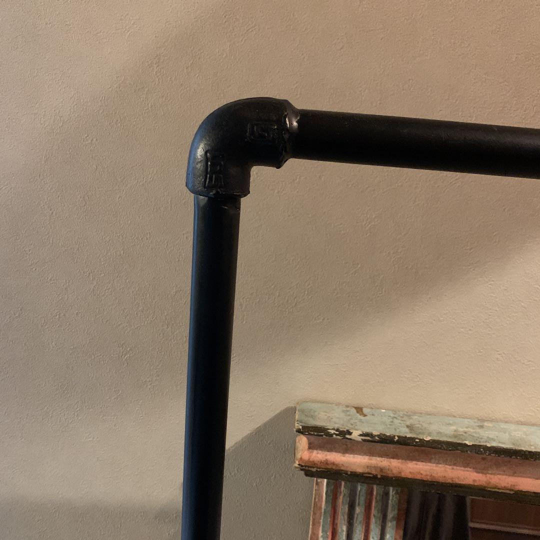 アイアンハンガーラック　ガス管　水道管パイプハンガーラック