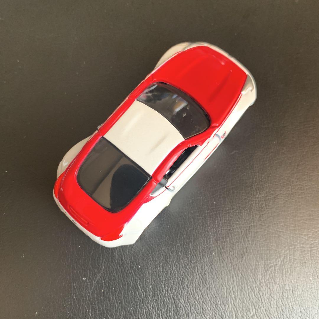 【大幅値引きしました】フェアレディZ 50年記念　トミカ　　ミニカー