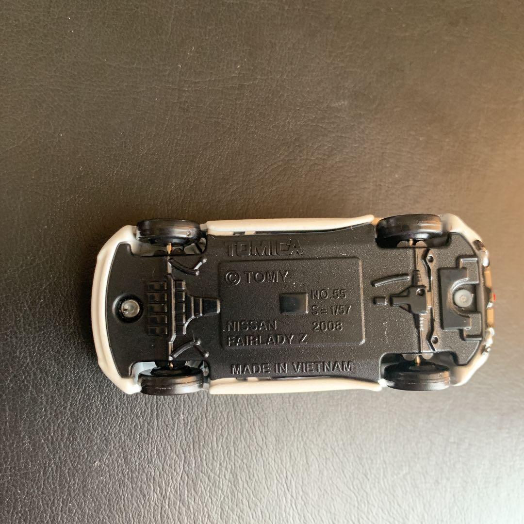 【大幅値引きしました】フェアレディZ 50年記念　トミカ　　ミニカー