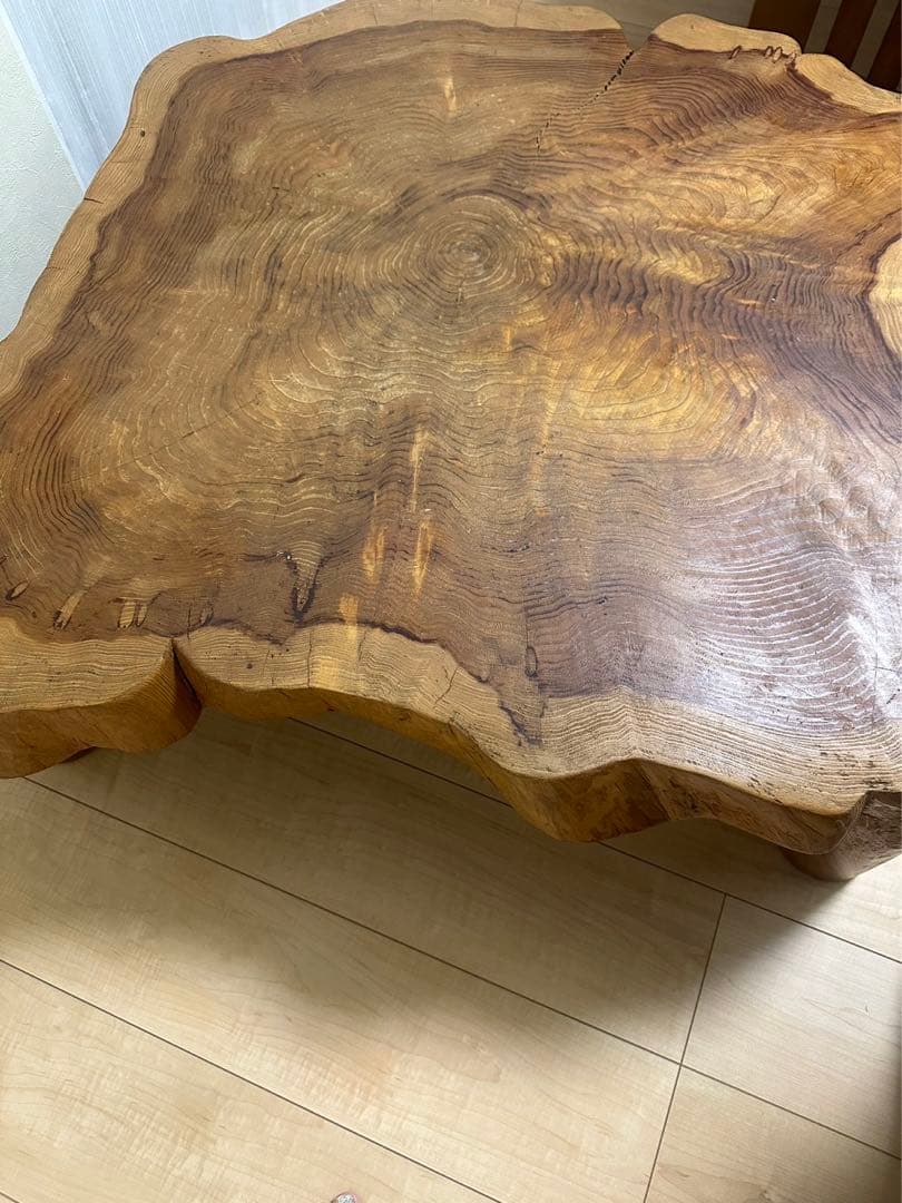 ⭐︎年末値下中⭐︎【貴重】無垢　一本木　ローテーブル