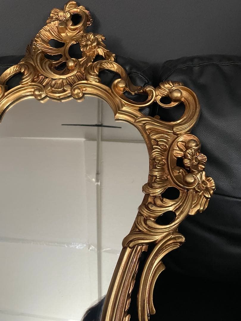 ロココ調ミラー　イタリア製 壁かけ鏡　ビンテージ